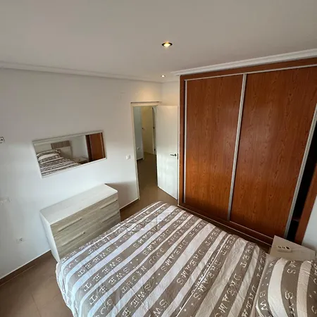 Casa Con Gran Superficie, Perfecto Para Familias. Hébergement de vacances *